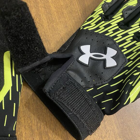 Under Armour Clean Up Batting Gloves Black Green Youth SM Baseball Softball - Picture 3 of 8